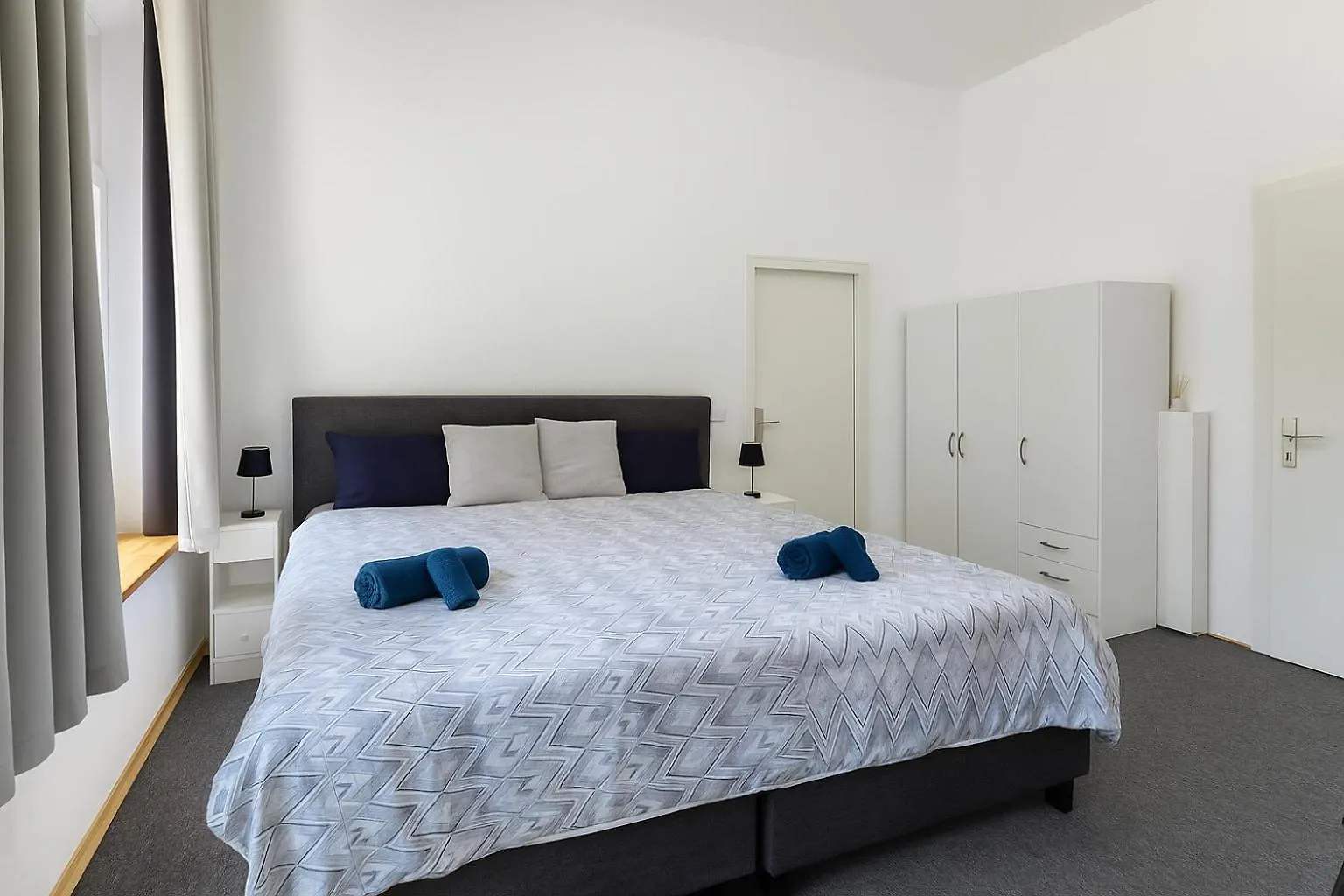 Luxury Apartment Center Of Duesseldorf